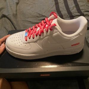 SUPREME X AIR FORCE 1 LOW 'BOX LOGO - WHITE'. Size 8 men’s